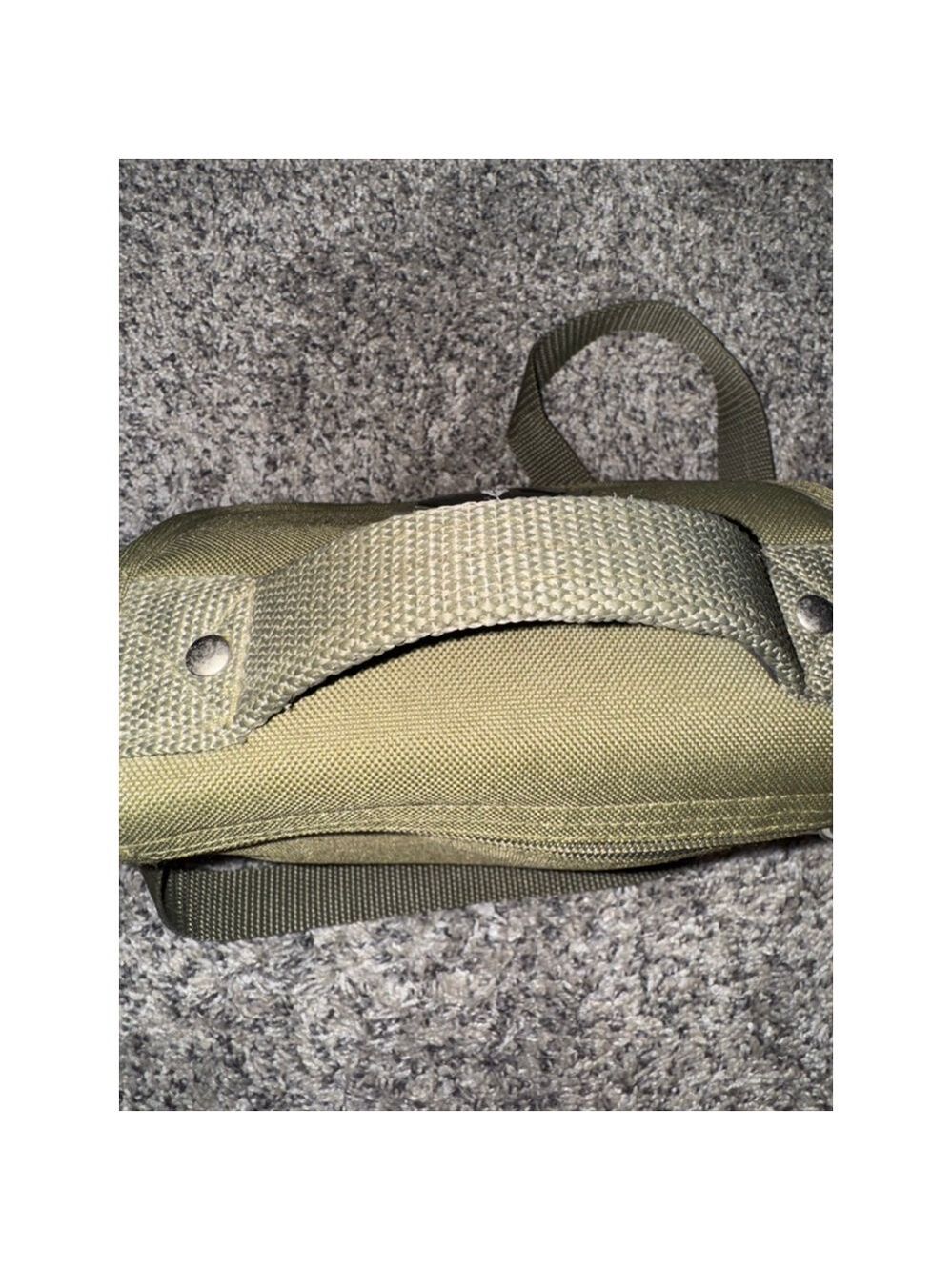 London Fog Olive Green Crossbody Travel Utility Organizer Nylon Mini Messenger - Picture 11 of 12